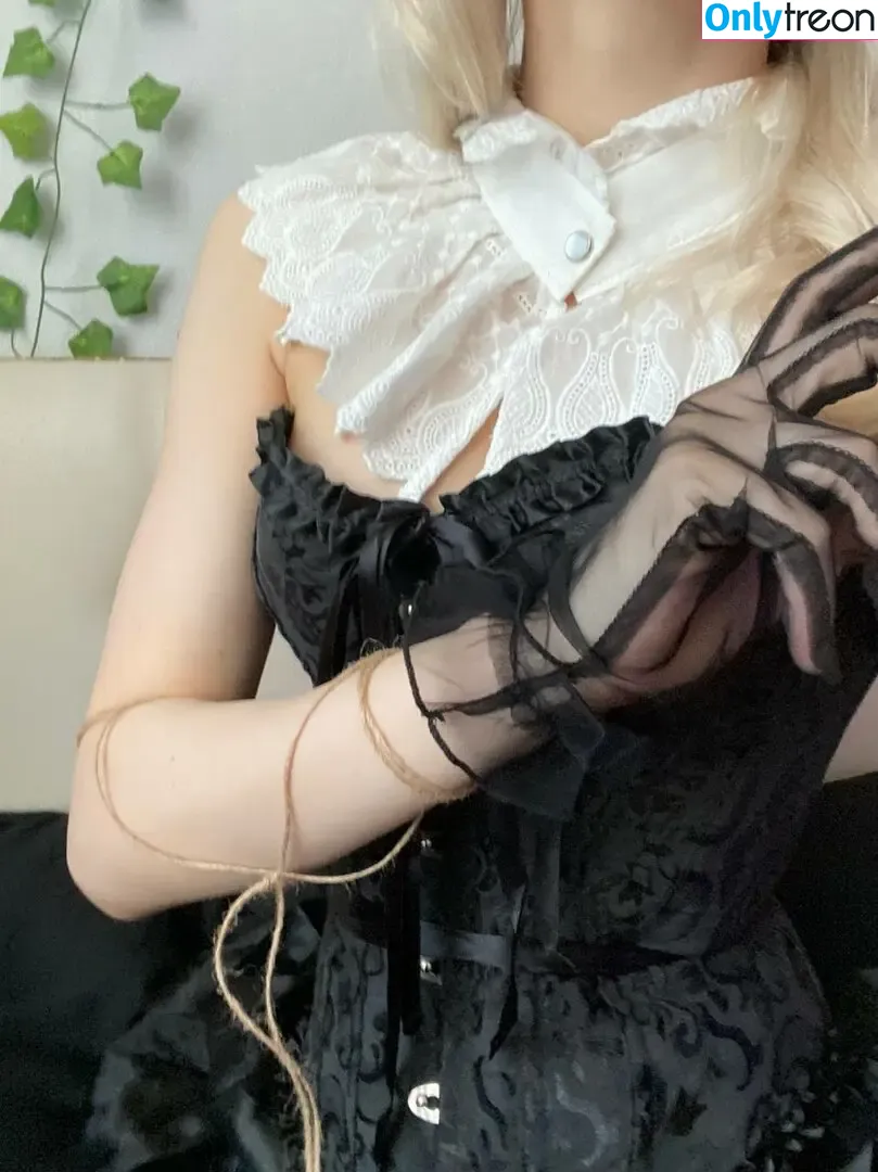 Allotrop nude photo #0109 (allotrope.io)