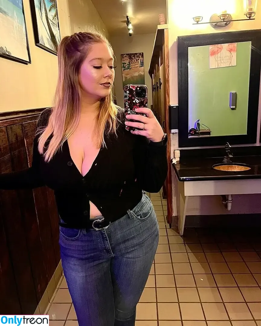 Ally Theis nude photo #0025 (allytheis_)