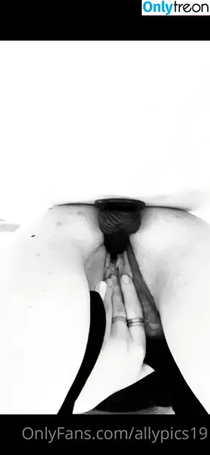  nude photo #0008