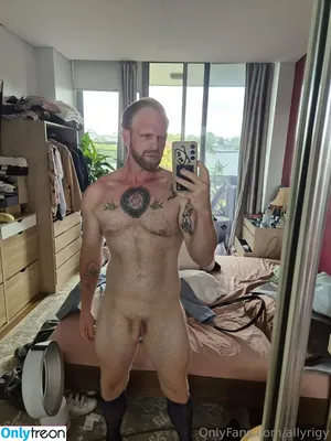  nude photo #0003