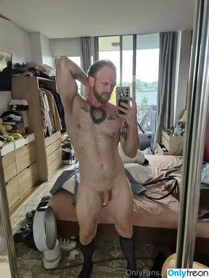  nude photo #0004