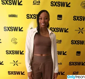 Allyson Felix / allysonfelix nude photo #0048