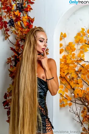 alona_kravchenko / Ukrainian Rapunzel / alona__kravchenko nude photo #0003