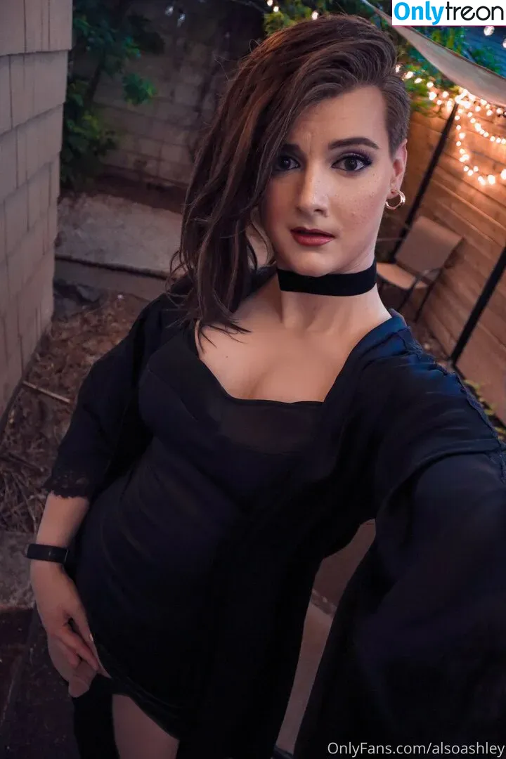 AlsoAshley nude photo #0073 (AlsoAshleyB / Ashely Barron)