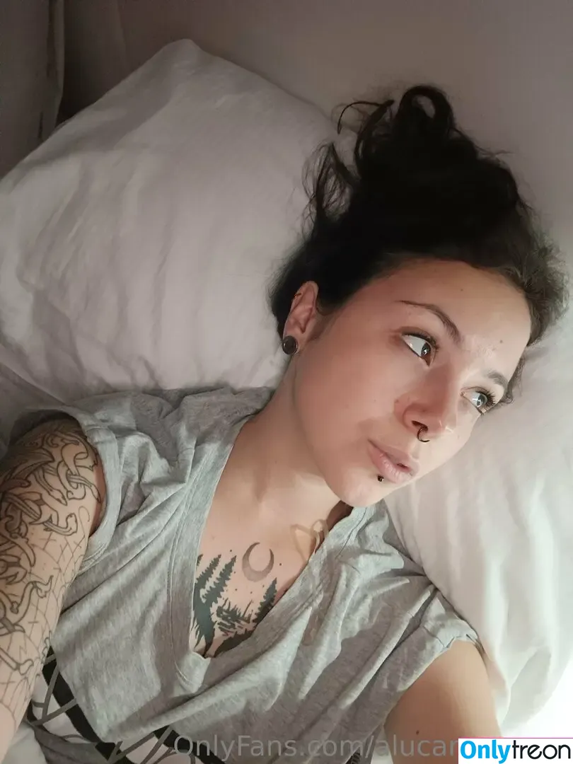 alucarynmoon nude photo #0042 (alucarynmoon)