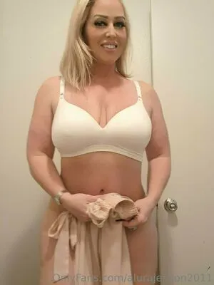 Alura Jenson / alurajenson / alurajenson2011 / alurajensonmania nude photo #0049