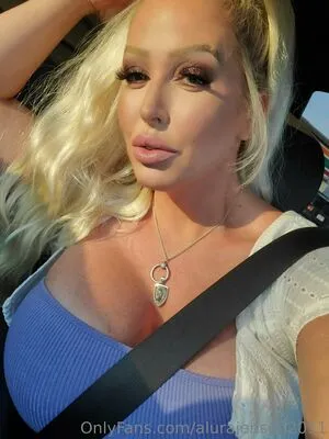 Alura Jenson / alurajenson / alurajenson2011 / alurajensonmania nude photo #0075
