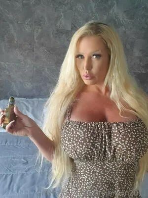 Alura Jenson / alurajenson / alurajenson2011 / alurajensonmania nude photo #0078