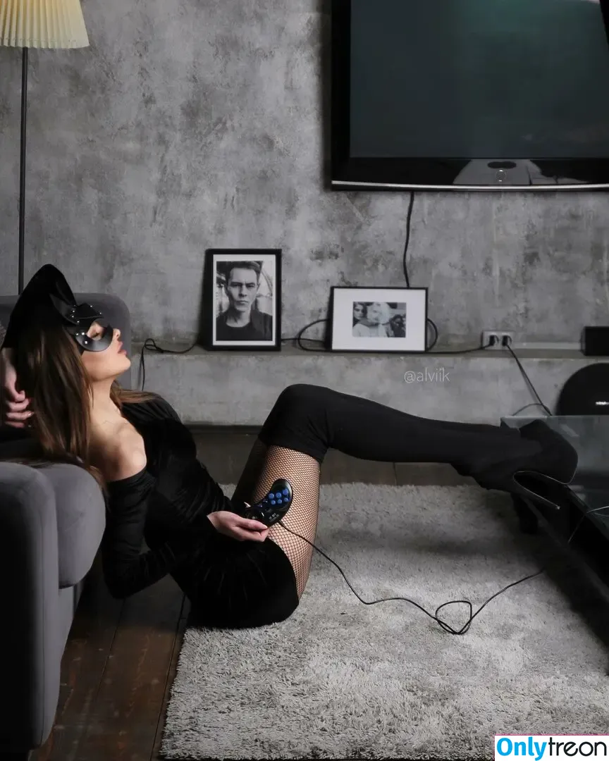 Alviik nude photo #0170 (Alviik)