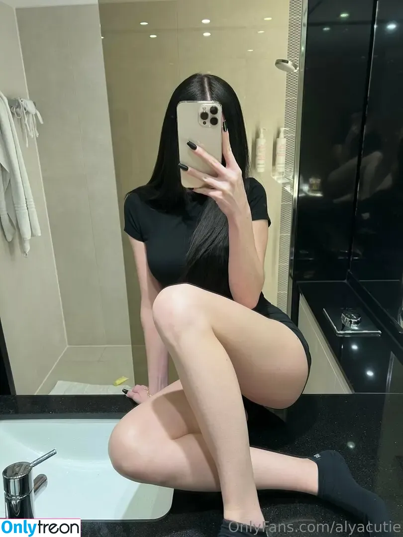 alyacutie nude photo #0050 (alyaaa.cutie / alyaalya)