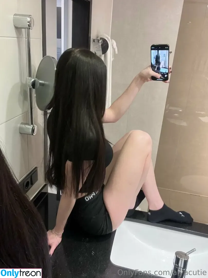 alyacutie nude photo #0052 (alyaaa.cutie / alyaalya)