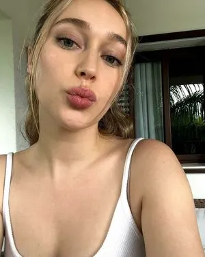 Alycia Debnam Carey / DebnamCarey / alyciajasmin nude photo #0093