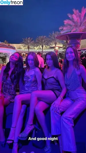 Alycia Debnam Carey / DebnamCarey / alyciajasmin nude photo #0556