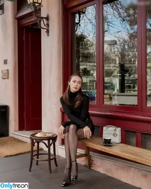 Alycia Debnam Carey / DebnamCarey / alyciajasmin nude photo #0906