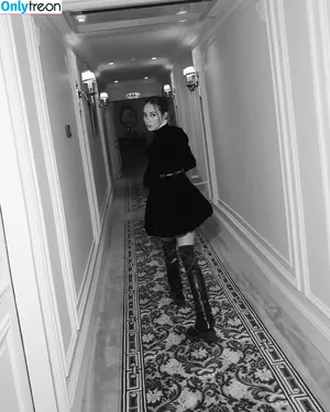 Alycia Debnam Carey / DebnamCarey / alyciajasmin nude photo #0966