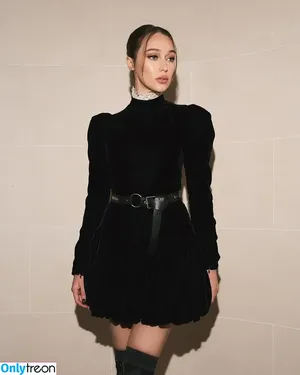 Alycia Debnam Carey / DebnamCarey / alyciajasmin nude photo #0981