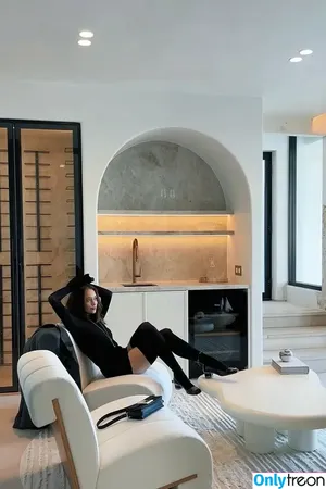 Alycia Debnam Carey / DebnamCarey / alyciajasmin nude photo #0995