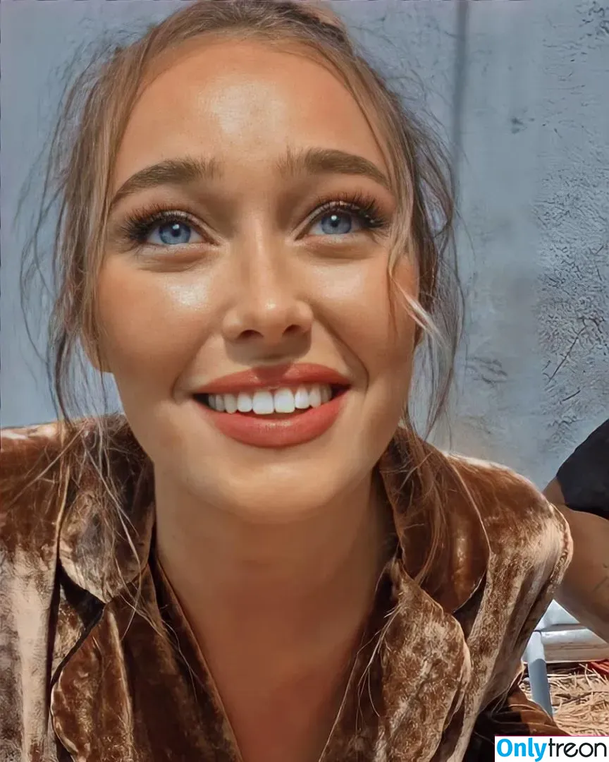 Alycia Debnam Carey nude photo #0027 (DebnamCarey / alyciajasmin)