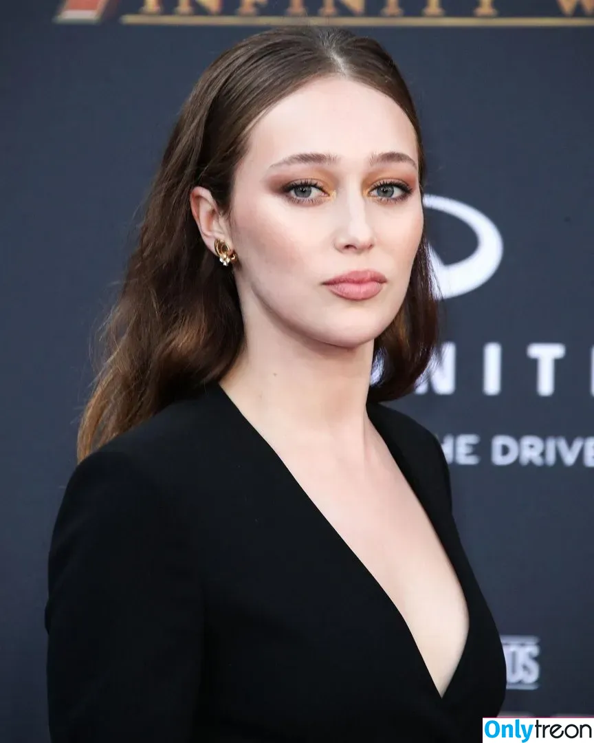 Alycia Debnam Carey nude photo #0055 (DebnamCarey / alyciajasmin)
