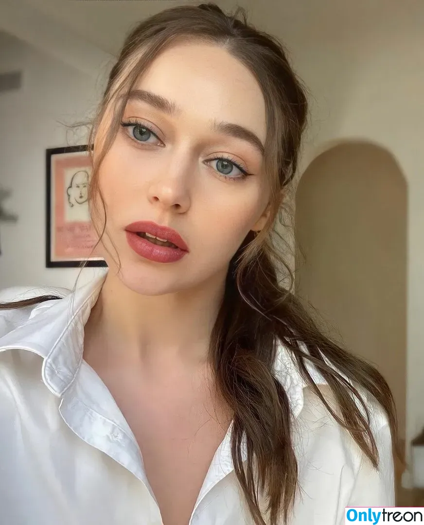 Alycia Debnam Carey nude photo #0071 (DebnamCarey / alyciajasmin)