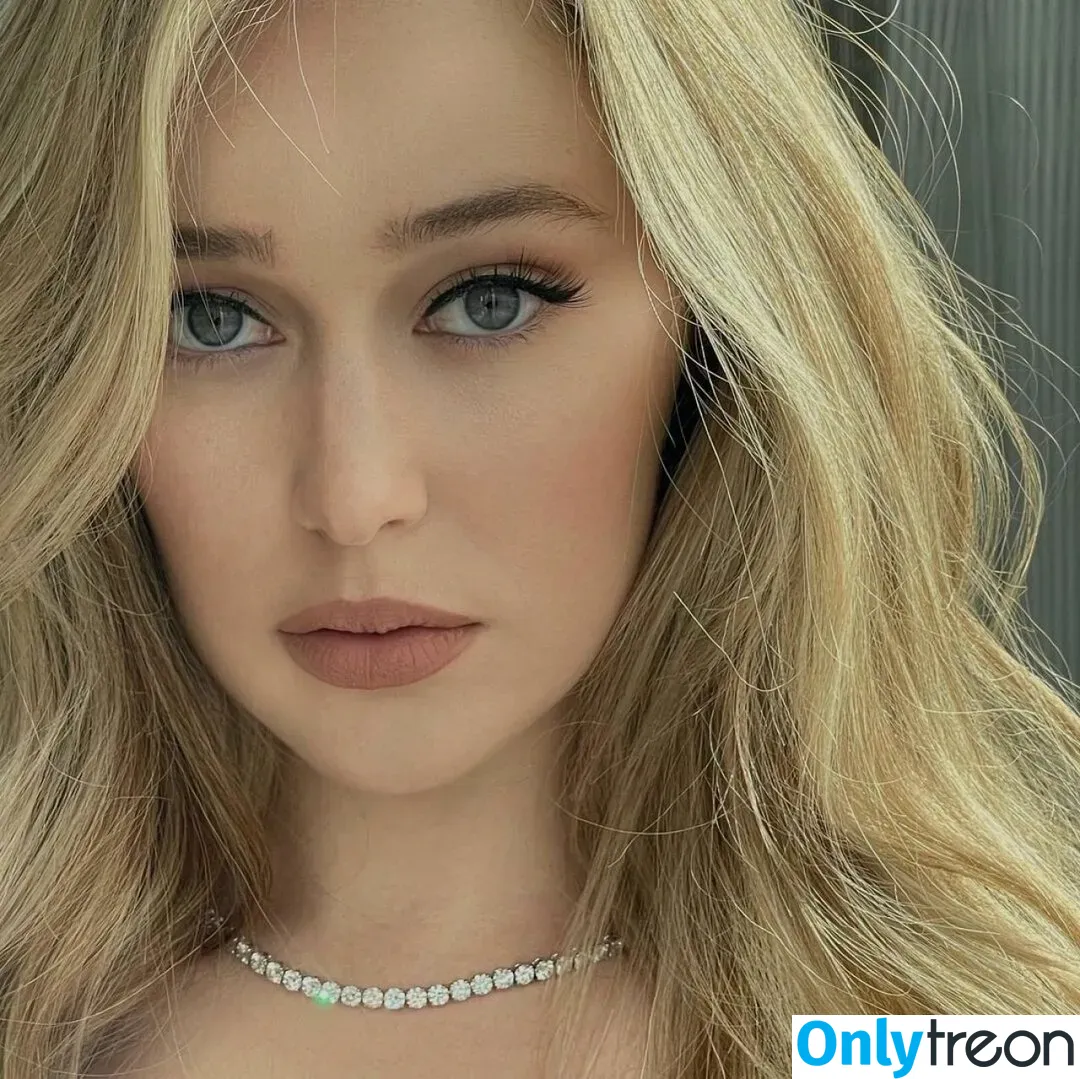Alycia Debnam Carey nude photo #0106 (DebnamCarey / alyciajasmin)