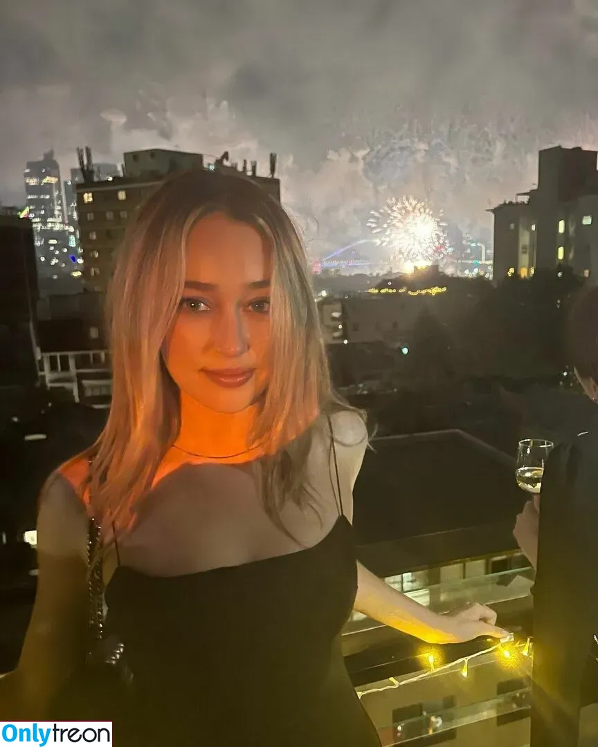 Alycia Debnam Carey nude photo #0158 (DebnamCarey / alyciajasmin)