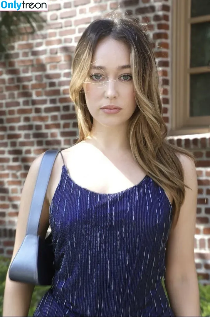 Alycia Debnam Carey nude photo #0195 (DebnamCarey / alyciajasmin)