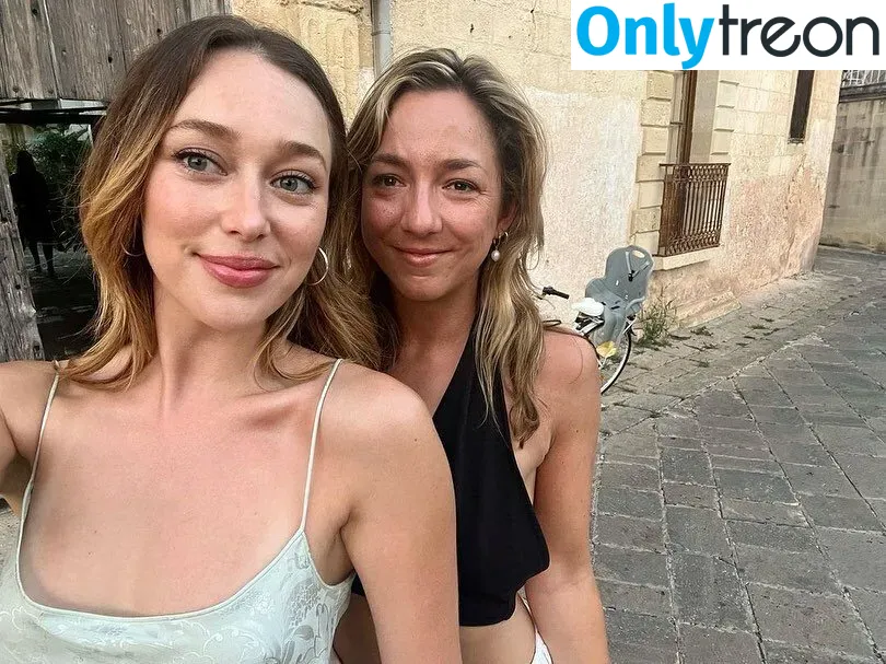 Alycia Debnam Carey nude photo #0302 (DebnamCarey / alyciajasmin)