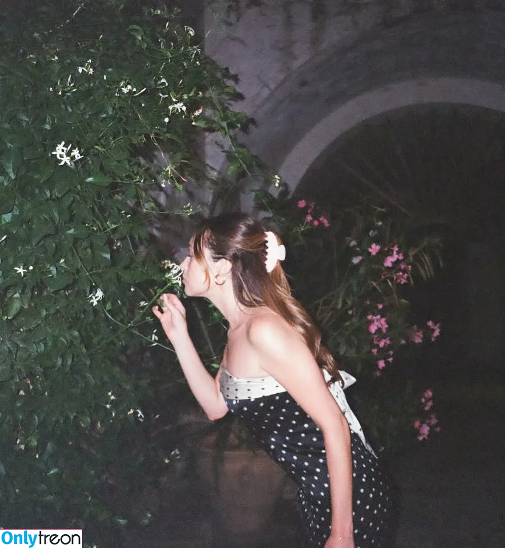 Alycia Debnam Carey nude photo #0316 (DebnamCarey / alyciajasmin)