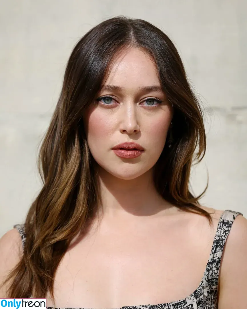 Alycia Debnam Carey nude photo #0328 (DebnamCarey / alyciajasmin)
