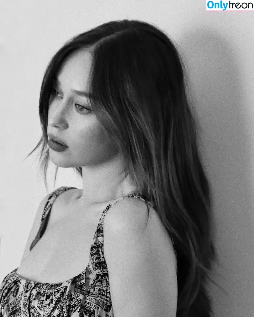 Alycia Debnam Carey nude photo #0349 (DebnamCarey / alyciajasmin)
