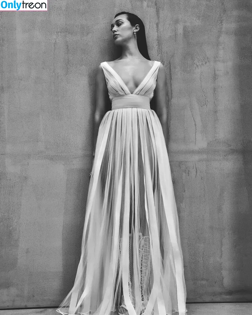Alycia Debnam Carey nude photo #0387 (DebnamCarey / alyciajasmin)