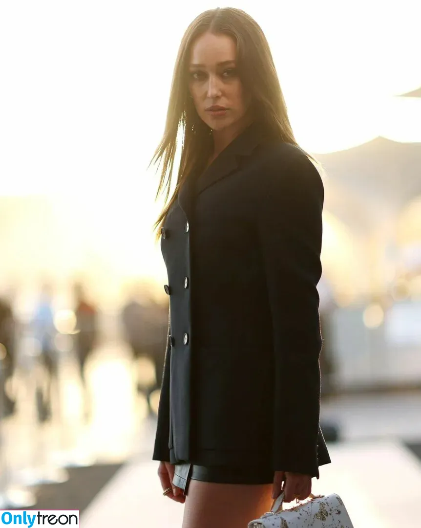 Alycia Debnam Carey nude photo #0398 (DebnamCarey / alyciajasmin)