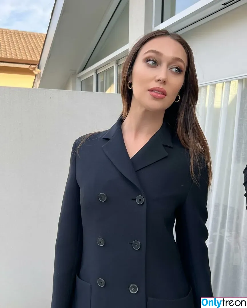 Alycia Debnam Carey nude photo #0400 (DebnamCarey / alyciajasmin)