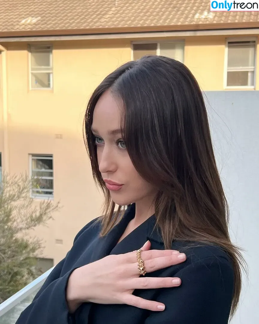 Alycia Debnam Carey nude photo #0405 (DebnamCarey / alyciajasmin)