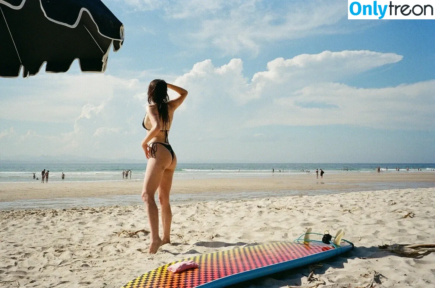 Alycia Debnam Carey nude photo #0695 (DebnamCarey / alyciajasmin)