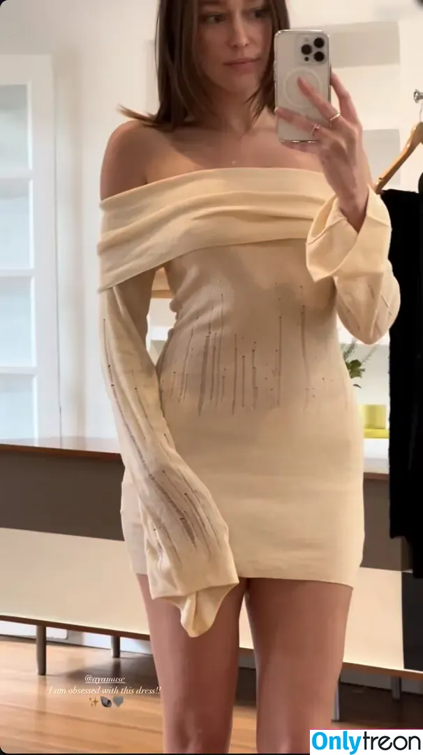 Alycia Debnam Carey nude photo #0778 (DebnamCarey / alyciajasmin)