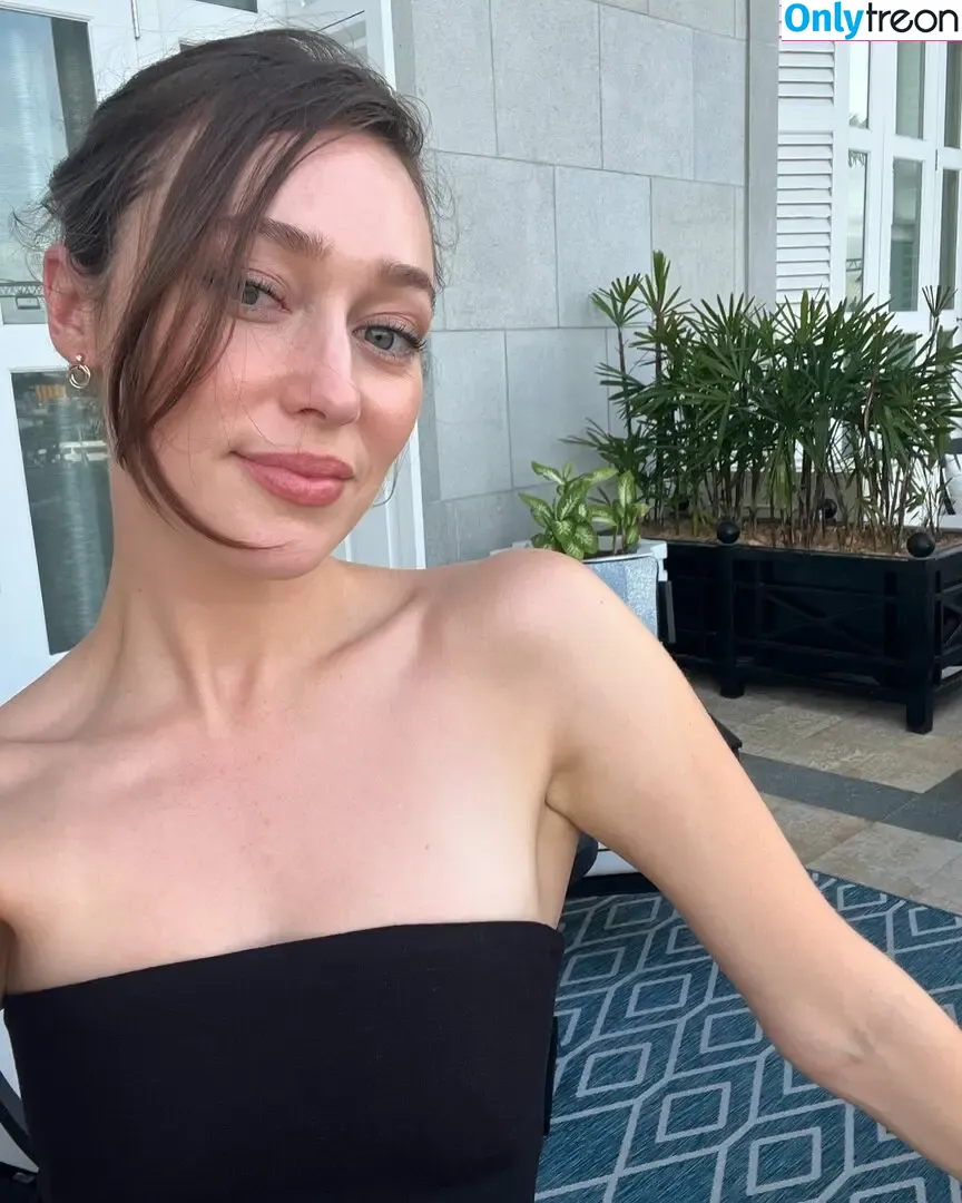 Alycia Debnam Carey nude photo #0795 (DebnamCarey / alyciajasmin)