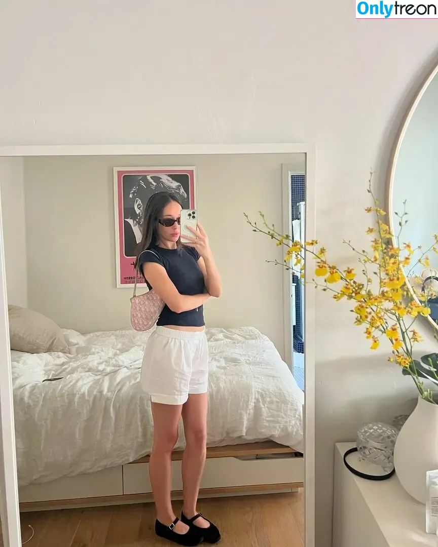 Alycia Debnam Carey nude photo #0912 (DebnamCarey / alyciajasmin)