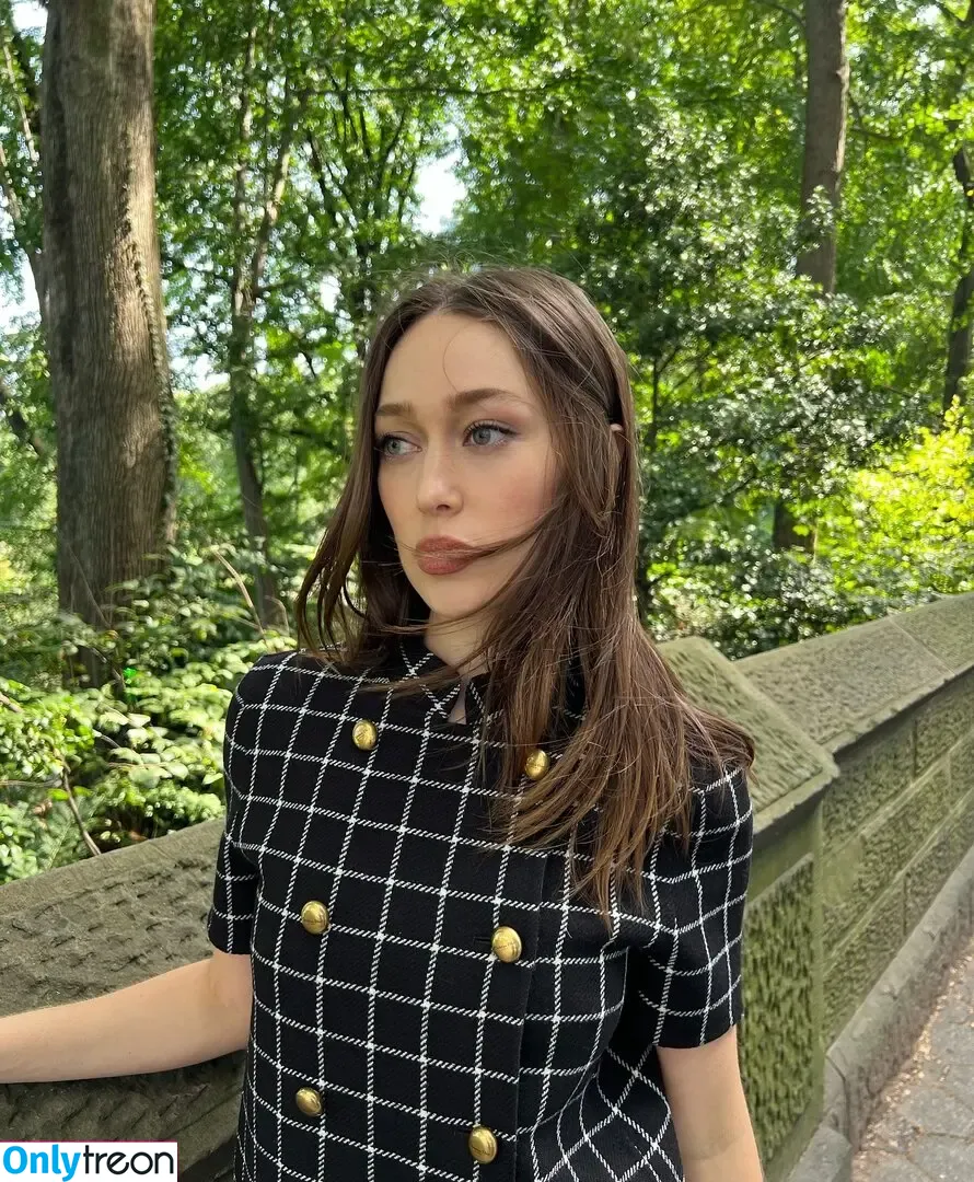 Alycia Debnam Carey nude photo #0923 (DebnamCarey / alyciajasmin)