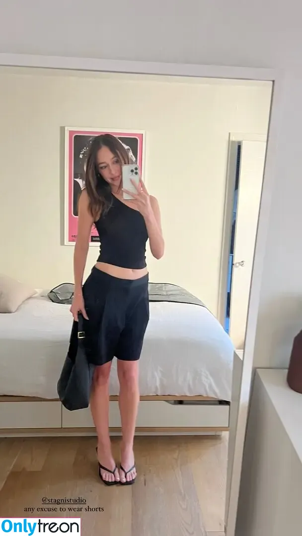 Alycia Debnam Carey nude photo #0924 (DebnamCarey / alyciajasmin)