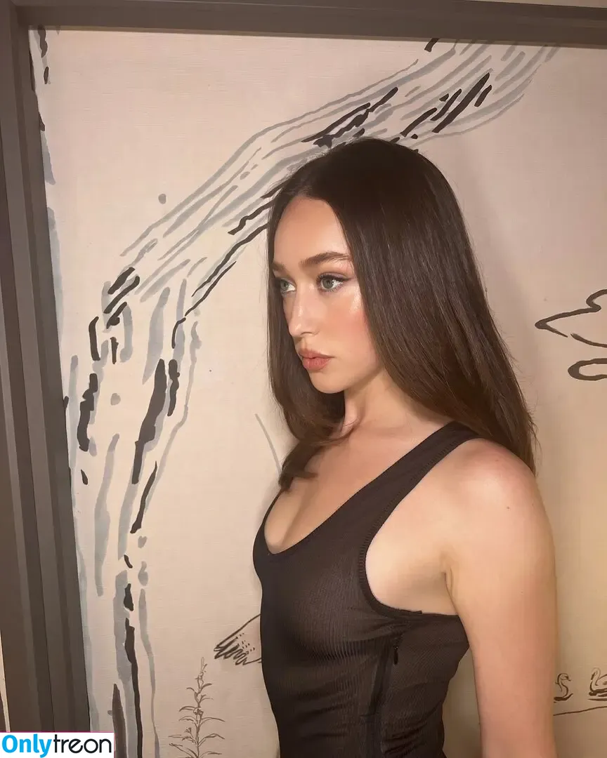 Alycia Debnam Carey nude photo #0929 (DebnamCarey / alyciajasmin)