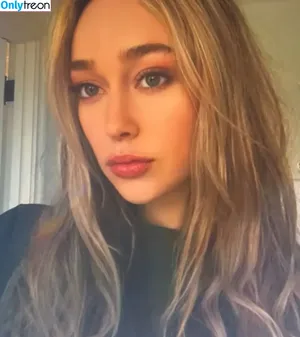 Alycia Debnam Carey / DebnamCarey / alyciajasmin nude photo #1086