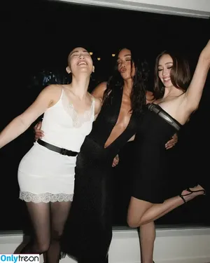 Alycia Debnam Carey / DebnamCarey / alyciajasmin nude photo #1152