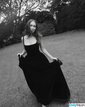 Alycia Debnam Carey / DebnamCarey / alyciajasmin nude photo #1190