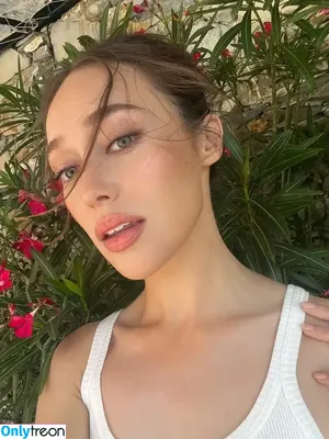 Alycia Debnam Carey / DebnamCarey / alyciajasmin nude photo #1477