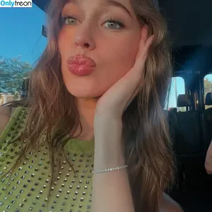 Alycia Debnam Carey / DebnamCarey / alyciajasmin nude photo #1535