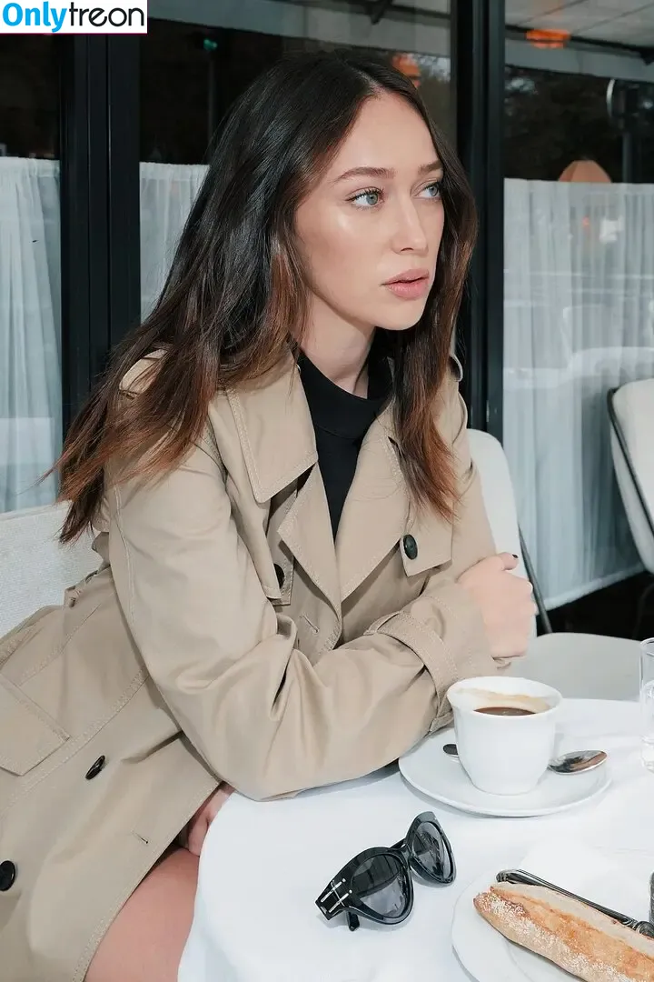 Alycia Debnam Carey nude photo #1092 (DebnamCarey / alyciajasmin)