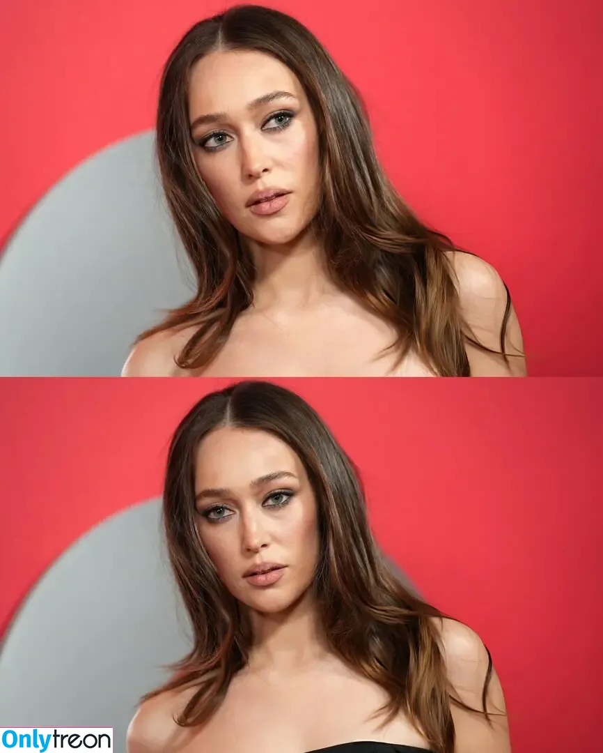 Alycia Debnam Carey nude photo #1134 (DebnamCarey / alyciajasmin)