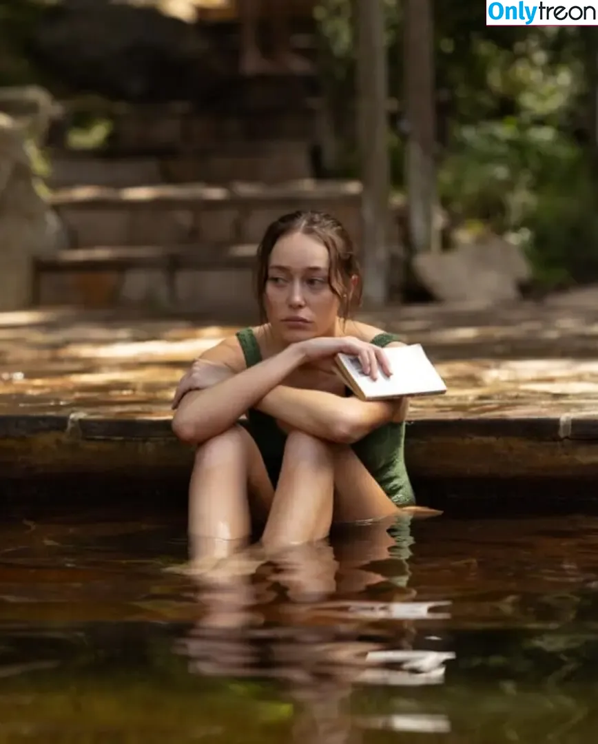 Alycia Debnam Carey nude photo #1214 (DebnamCarey / alyciajasmin)